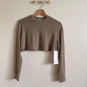 Lululemon Jersey Training Super-Cropped Long-Sleeve Shirt
Sheer Oak
Size 4
